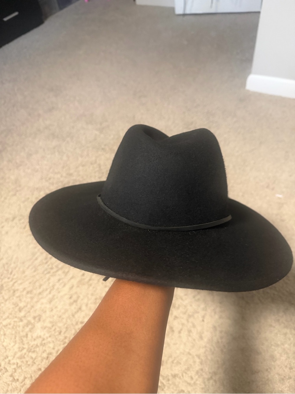 Brixton Field Crossover Black Wide Brim Hat Chin Cord Medium 58cm